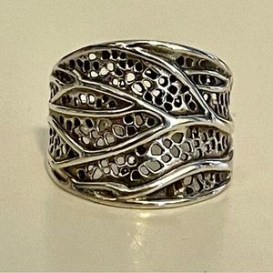 Sterling silver ring.
